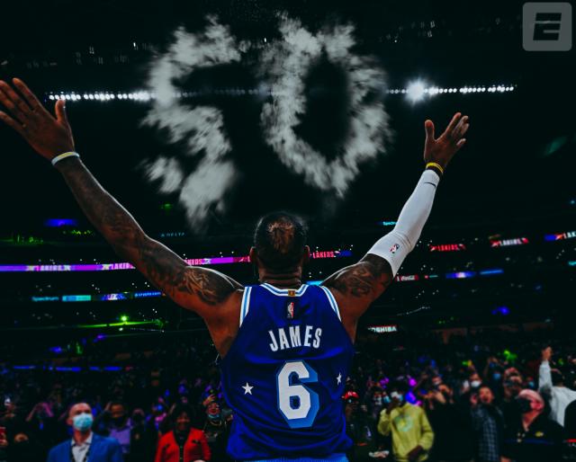 必发-三场比赛两次轰下50+ 37岁的詹姆斯依然不所不能