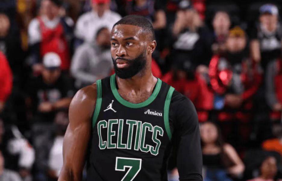 必发注册入口-NBA官方罚单:杰伦-布朗出局抨击该调查3名裁判 被罚款5万美元